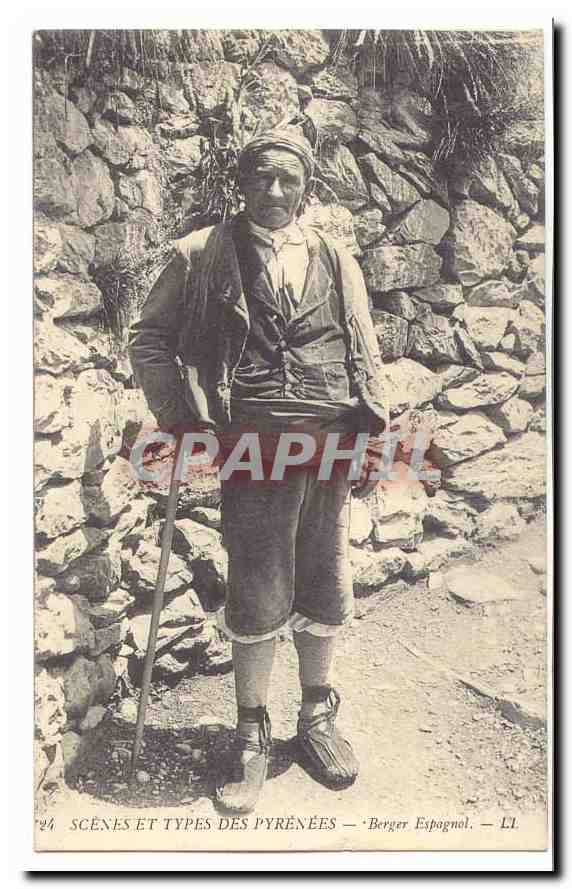 SCenes et Types des Pyrenees CPA Berger espagnol TOP