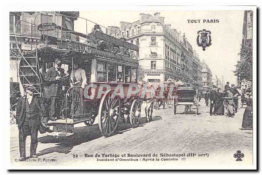 Paris CPA Rue de Turbigo et boulevard de Sebastopol (3eme) Incident d'omnibus apres le controle (reproduction)