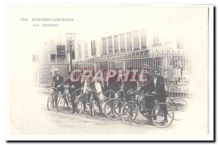 Enghien les bains CPA Les cyclistes (reproduction) VElo