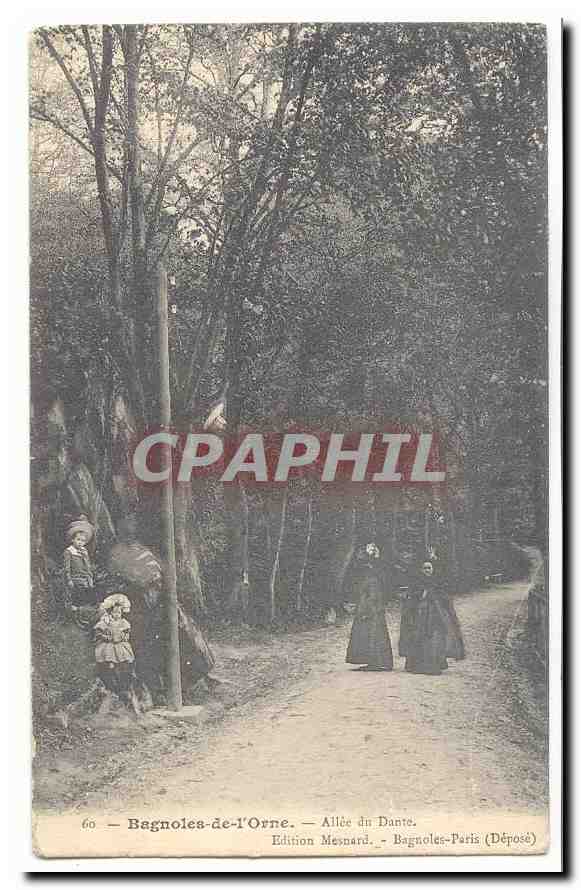 Bagnoles-de-l'Orne — Allée du Dante — Édition Mesnard, Bagnoles-Paris (Déposé)