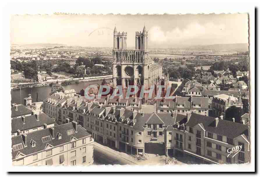 Cathédrale Notre-Dame de Reims — vue aérienne — Saby
