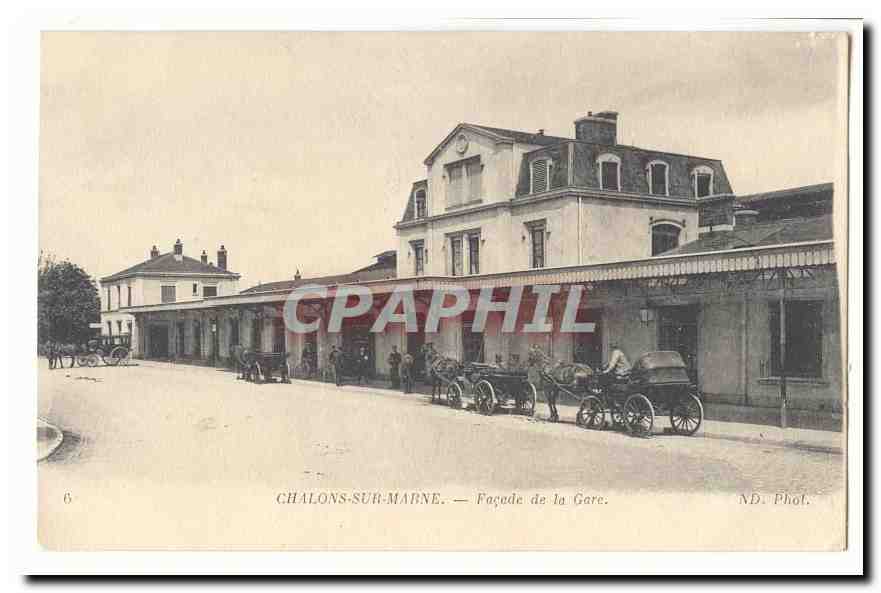 Chalons-sur-Marne — Façade de la Gare — ND. Phot.