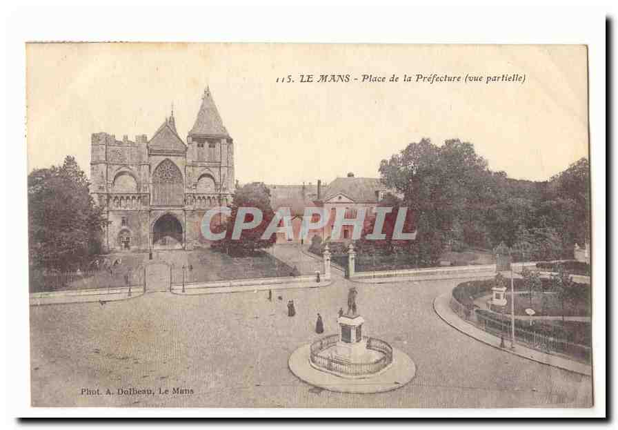 Le MAns CPA Place de la prefecture (vue partielle)