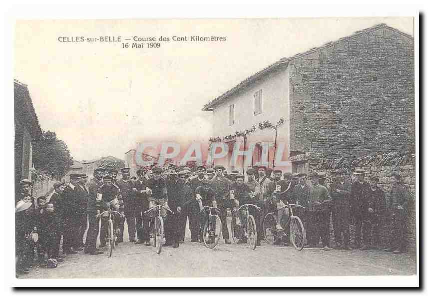 CElles dur Belle CPA Course des cent kilometres 16 mai 1909 (cyclistes) (reproduction)