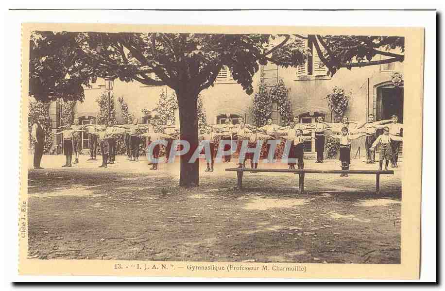Institution des Jeunes Aveugles de Nancy IJAn 8 rue de Santifontaine CPA Gymnastique (professeur M Charmoille)