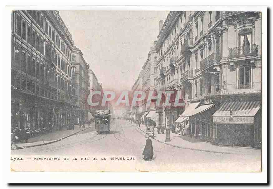 Lyon CPA Perspective de la rue de la Republique (tramway) (CAfe Riche)