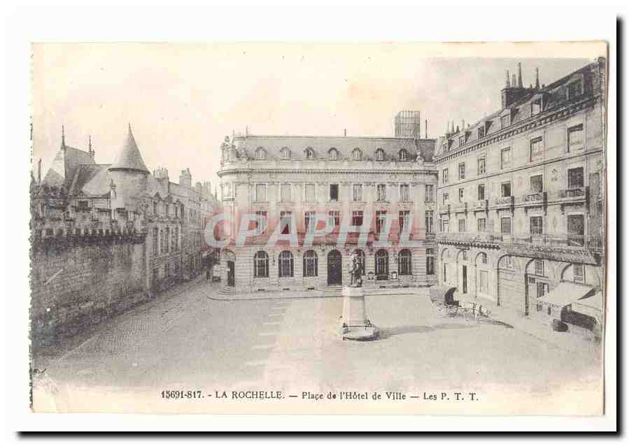 La Rochelle CPA Place de l'hotel de ville
