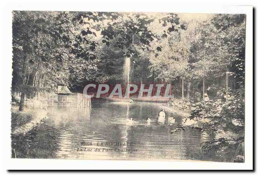 La Rochelle CPA Le lac du parc Charruyer