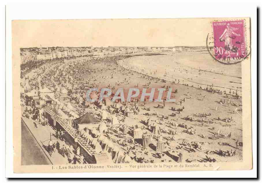 Les Sables-d'Olonne (Vendée) — Vue générale de la Plage et du Remblai — A. B.