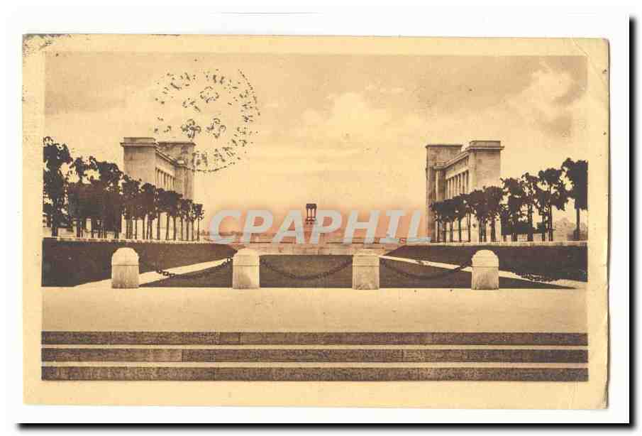 Place de la Concorde — Paris — éditeur CPAPHIL, n° de série non lisible