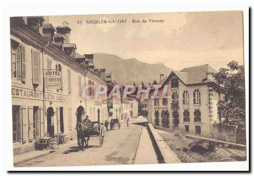 Argelès-Gazost - Rue de Vieuzac — Hôtel et restaurant Léon Gazaut