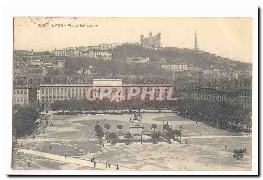 Lyon CPA Place Bellecour