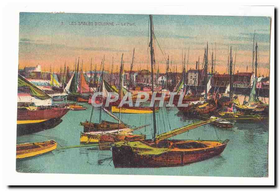 Les SAbles d'Olonne CPA Le port (bateaux)