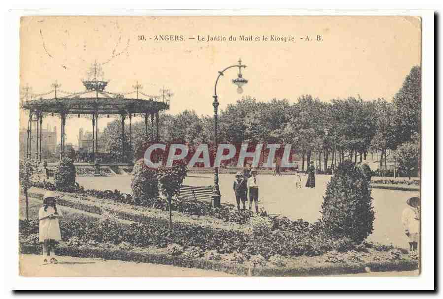Angers CPA Le jardin du Mail et le kiosque