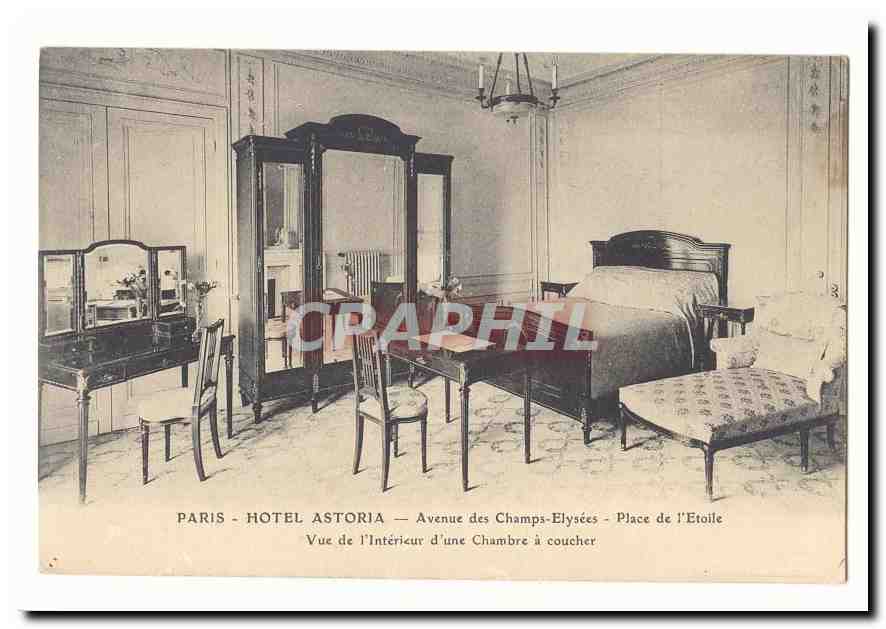 Paris - Hotel Astoria - Avenue des Champs-Élysées - Place de l'Étoile — Ansicht von innen eines Schlafzimmers