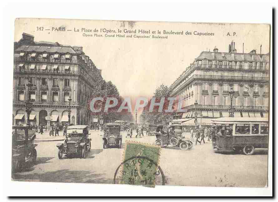 Paris (9eme) CPA La place de l'opera le Grand Hotel e tle boulevard des CApucines