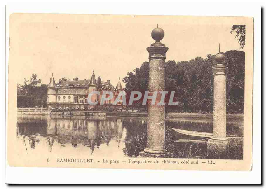 Rambouillet CPA Le chateau pris des canaux