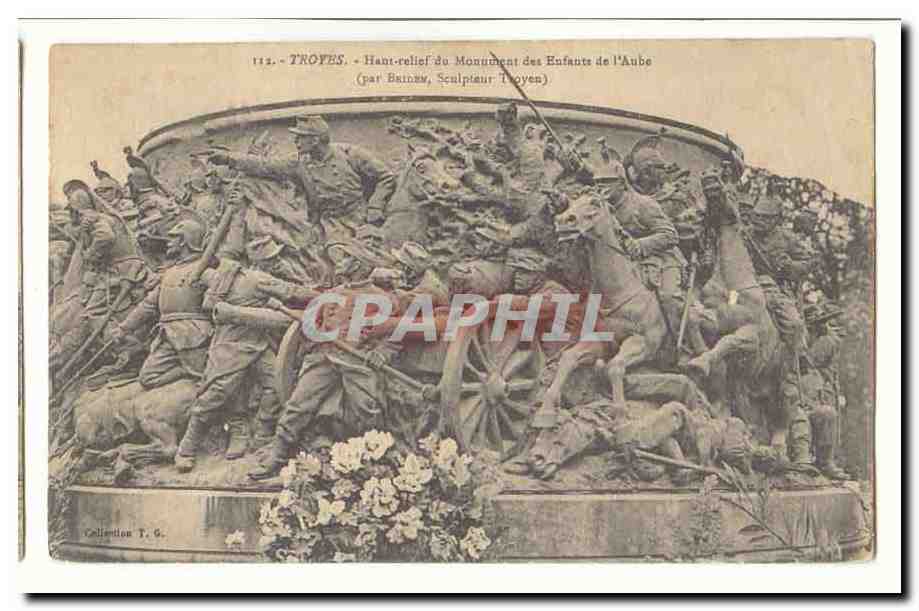 Troyes CPM Haut relief du monument des enfants de l'Aube (par Briden sculpteur Troyen)