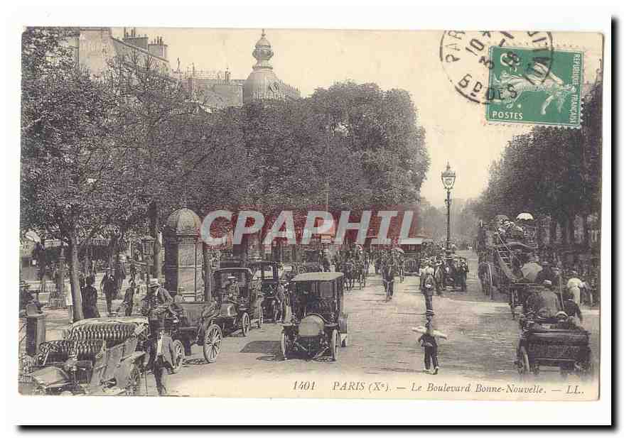 Paris (10eme) CPA Le boulevard a Bonne Nouvelle (voitures)
