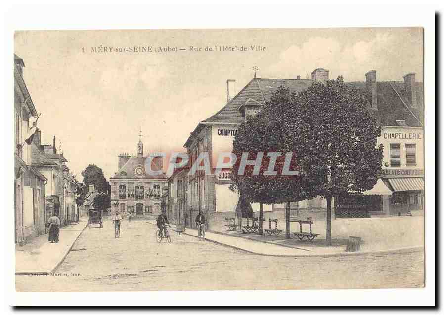 MÉRY-sur-SEINE (Aube) — Rue de l'Hôtel-de-Ville