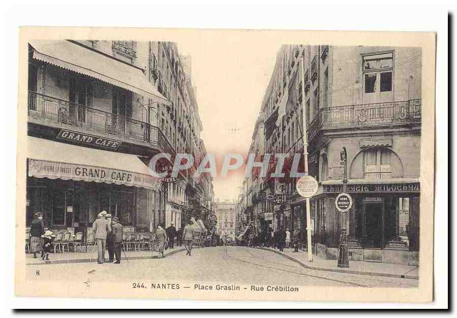 Nantes CPA Place Graslin Rue Crebillon (oanneau Exposition Art Decoratif moderne Pharmacie Grand Cafe)