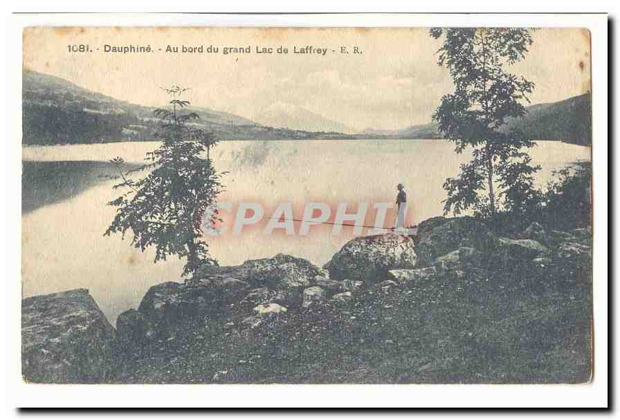 Dauphine CPA Au bord du grand lac de Laffrey