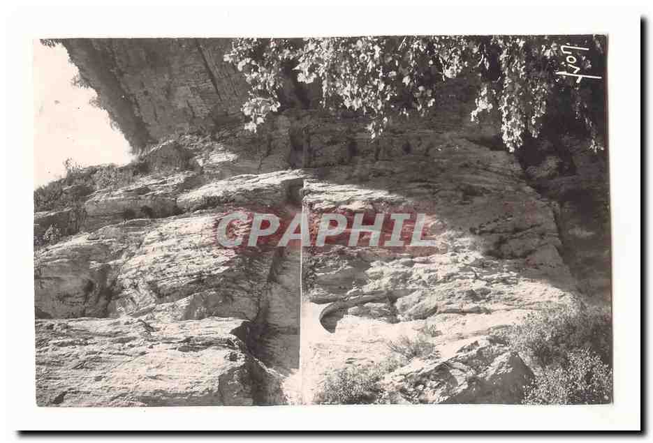 Falaise rocheuse — vue naturelle — CPAPHIL