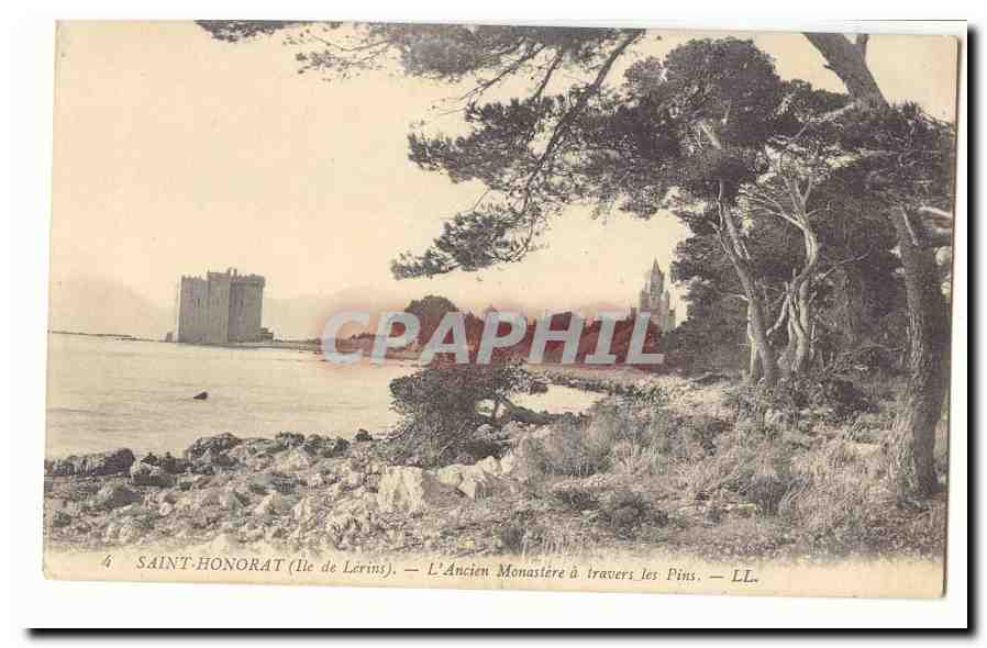 Saint Honorat (Ile de Lerins) CPA L'ancien monastere a travers les pins