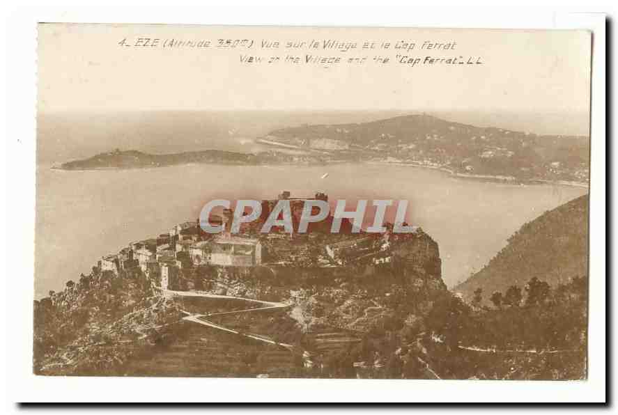 Eze CPA Vue sur le village et le cap Ferrat 