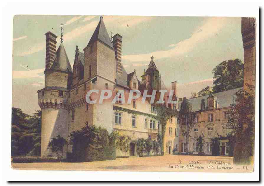 Usse CPA Le chateau La cour d'honneur et la LAnterne