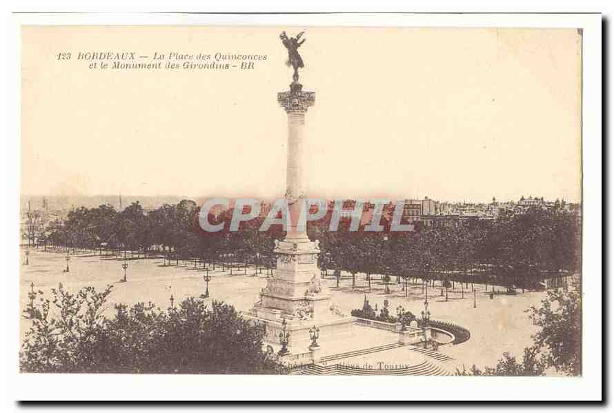 Bordeaux CPA La place des Quinconces et le monument des Girondins