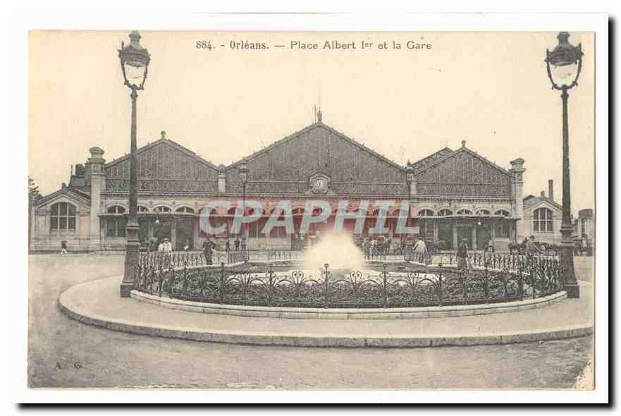 Orleans CPA Place Albert 1er et la gare