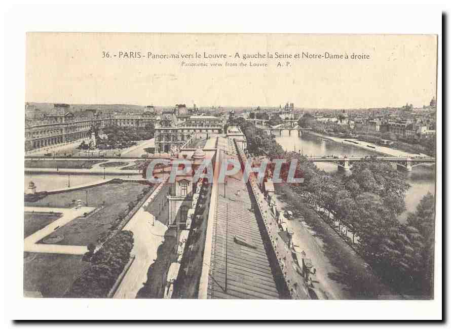 Paris (1er) CPA Panorama vers le Louvre A gauche la SEine et Notre Dame a droite