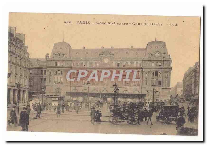 Paris (9eme) CPA Gare St Lazare Cour du Havre (animee)