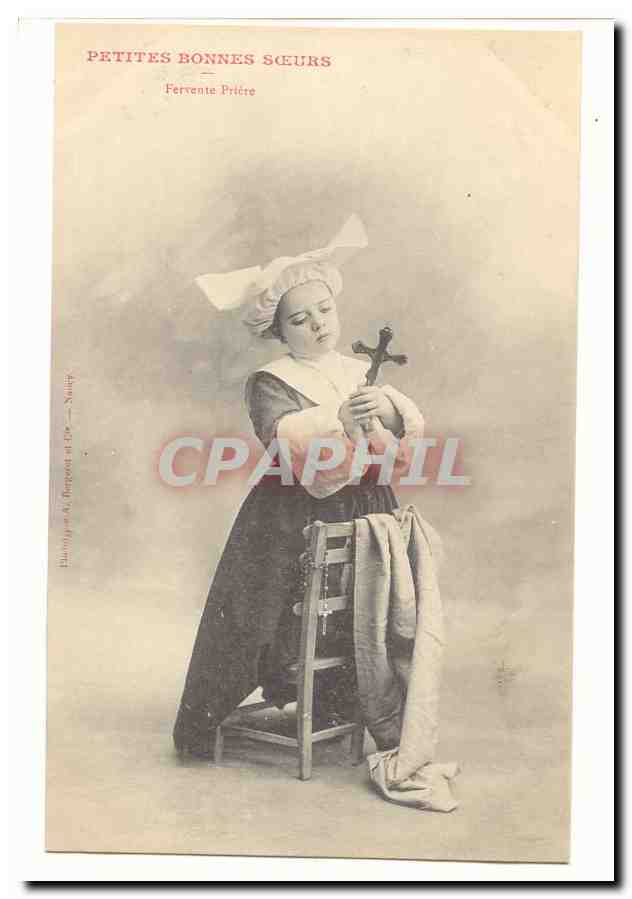 Petites Bonne soeurs CPA Fervente priere