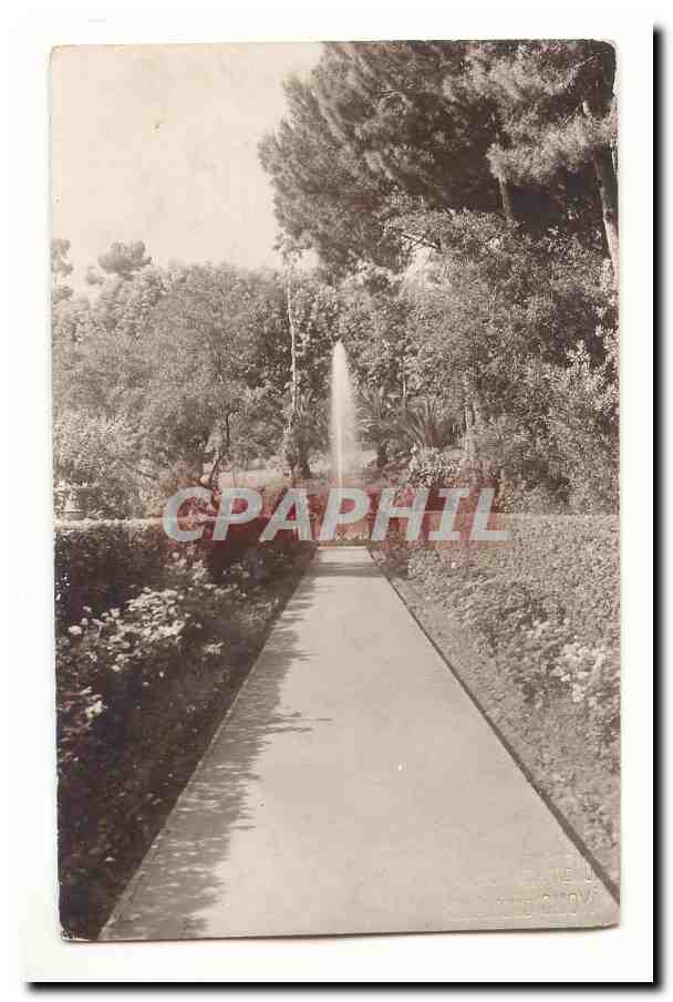 Garden with fountain — view of park — unknown publisher, series number not legible