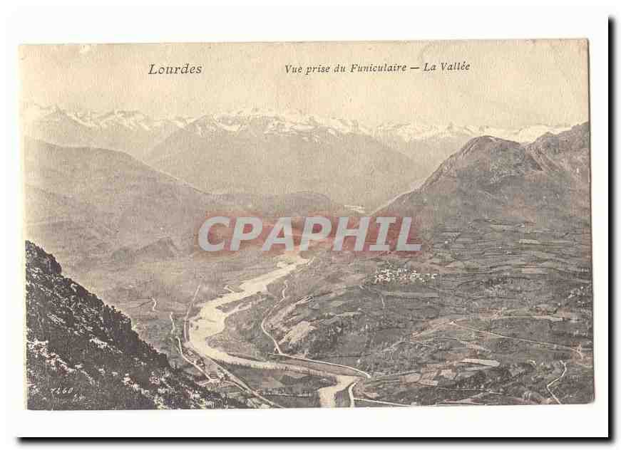 Lourdes CPA Vue prise du funiculaire La vallee