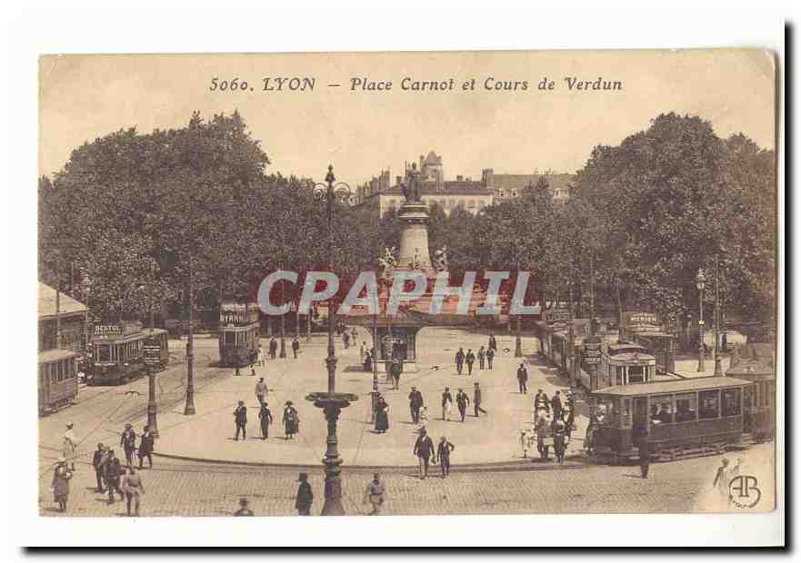 Lyon CPA Place Carnot et Cours de Verdun (tramways)