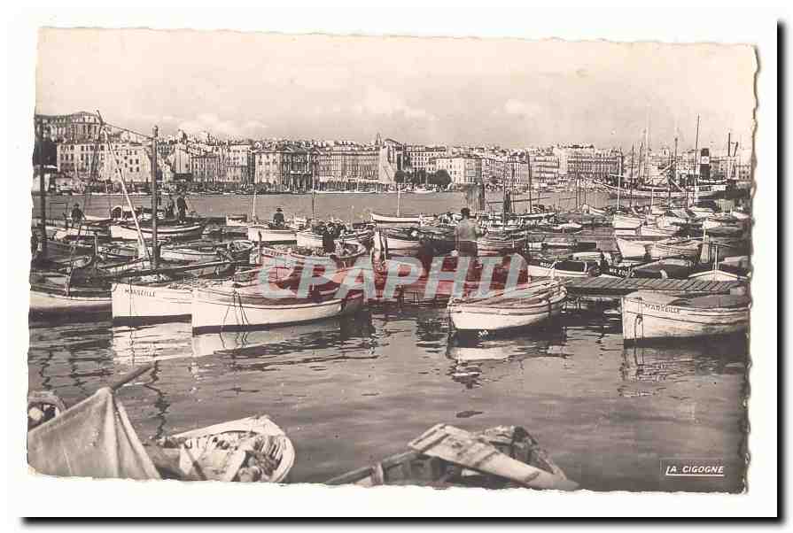 Marseille CPM Le vieux port Vue generale des plaisanciers