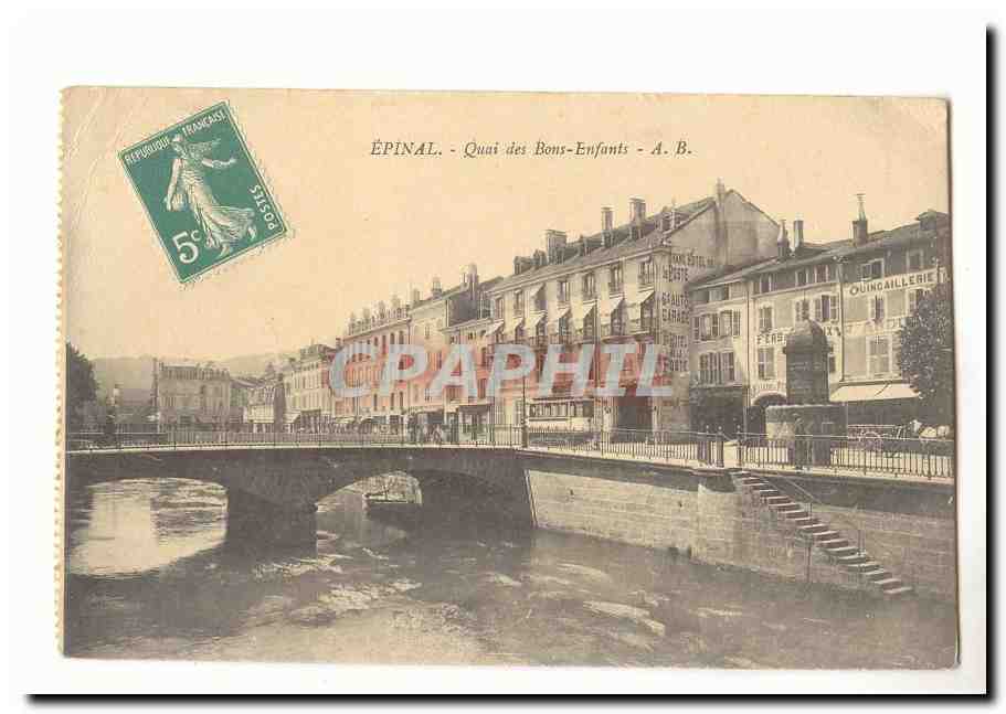 Epinal CPA Quai des Bons Enfants
