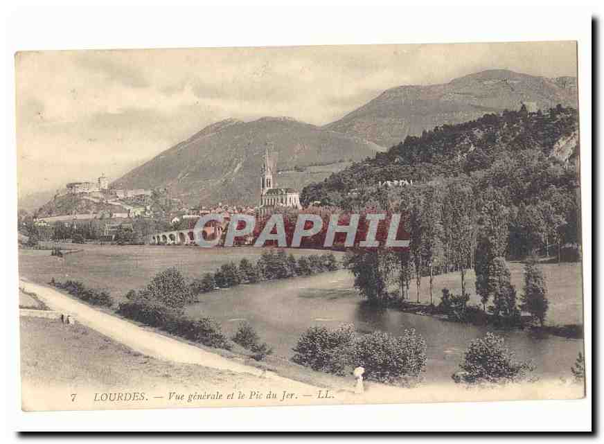 Lourdes CPA Vue generale et le pic du Jer