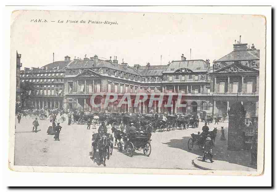 Paris (2eme) CPA La place du Palais Royal