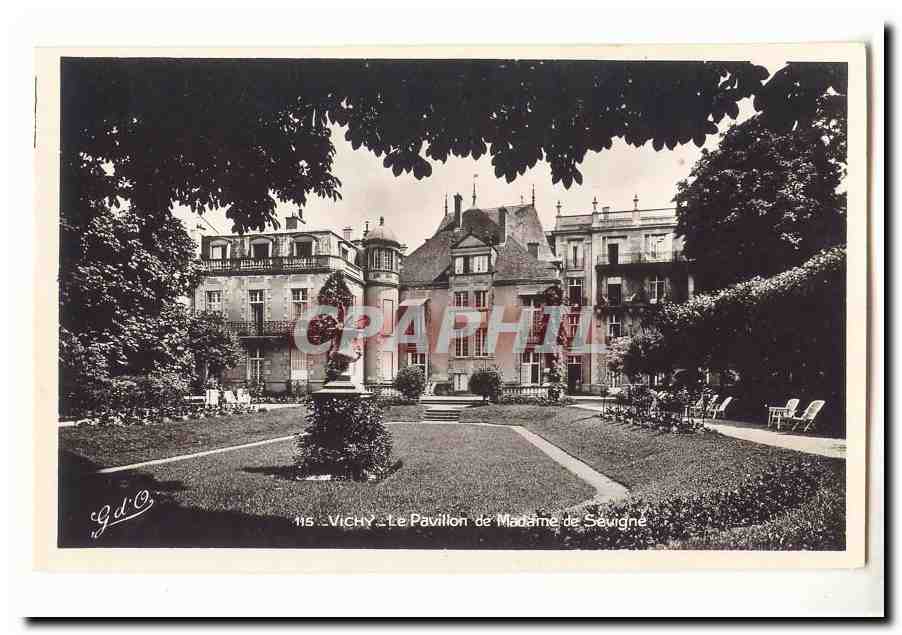 Vichy CPA le pavillon de Madame de Sevigne