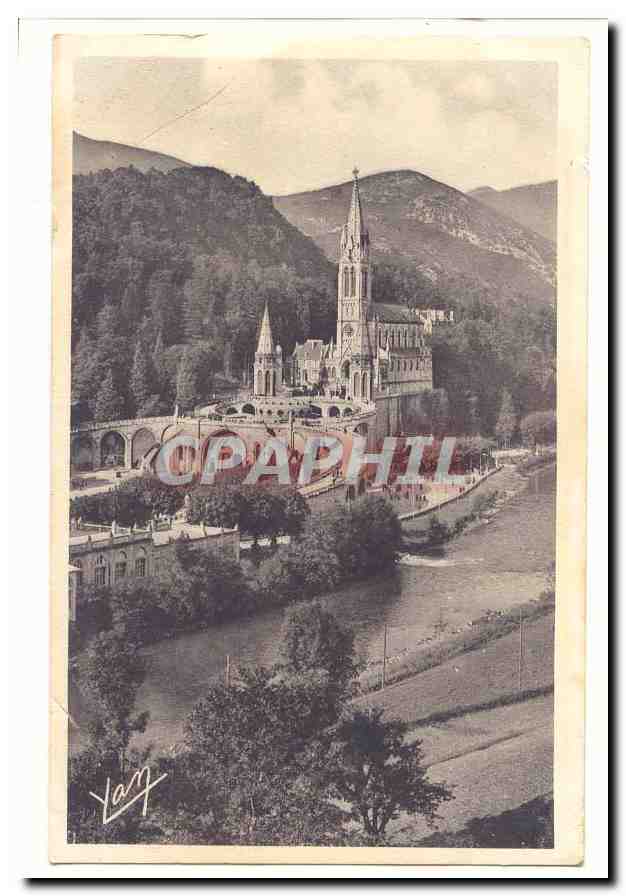 Lourdes CPA La basilique et le Gave