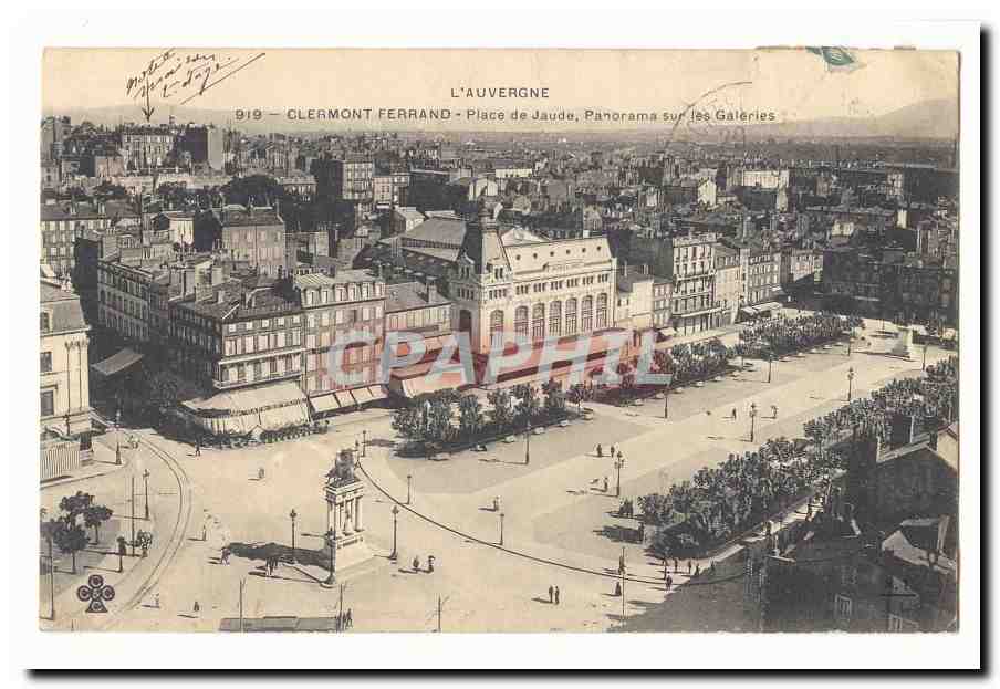 Clermont Ferrand CPA Place de Jaude Panorama sur les Galeres
