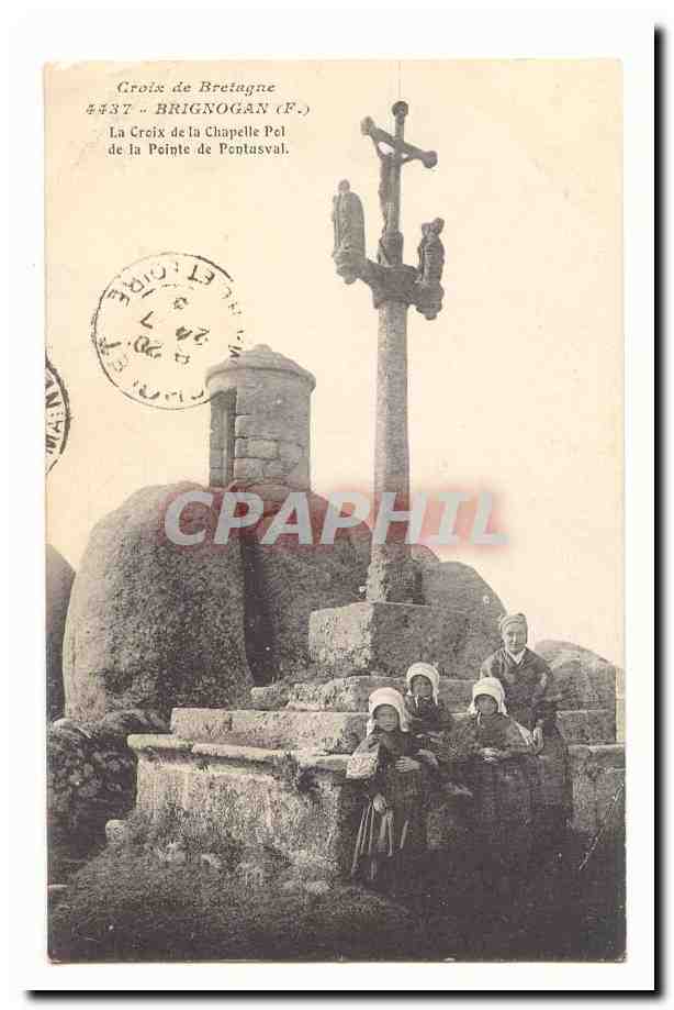 Brignogan CPA La croix de la chapelle Pol de la pointe de Pontusval (enfants) (tres animee)