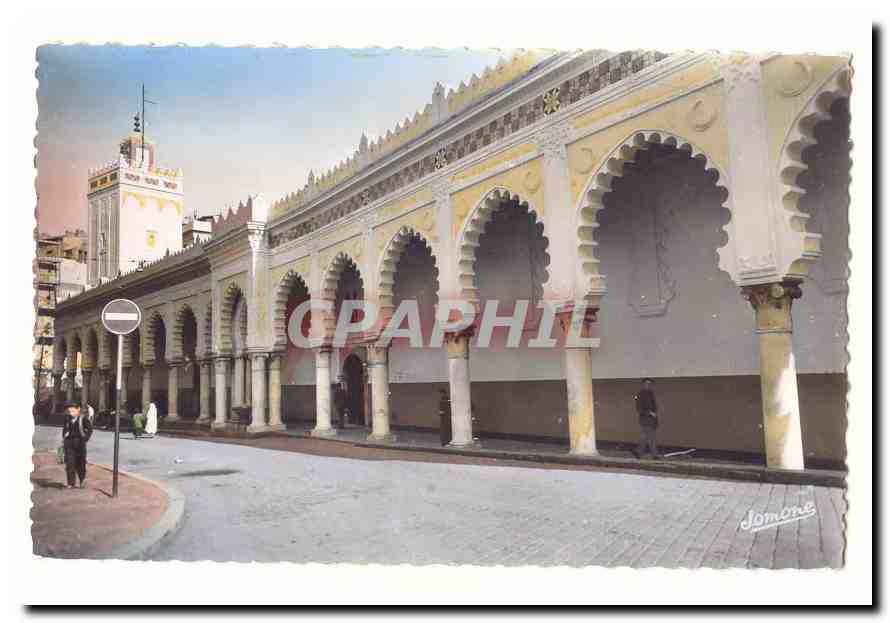 Place de la Koutoubia — Marrakech — éditeur Jomone, n° de série non visible