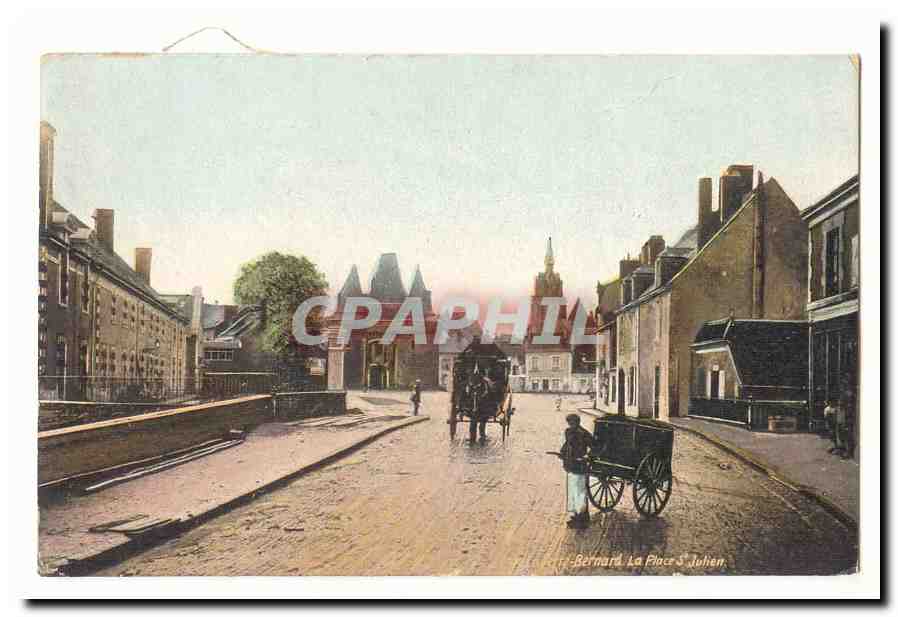 La Ferte Bernard CPA La place St Julien