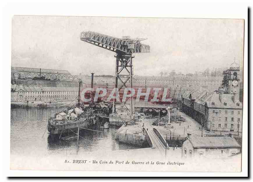 Brest CPA Un coin du port de guerre et la grue electrique