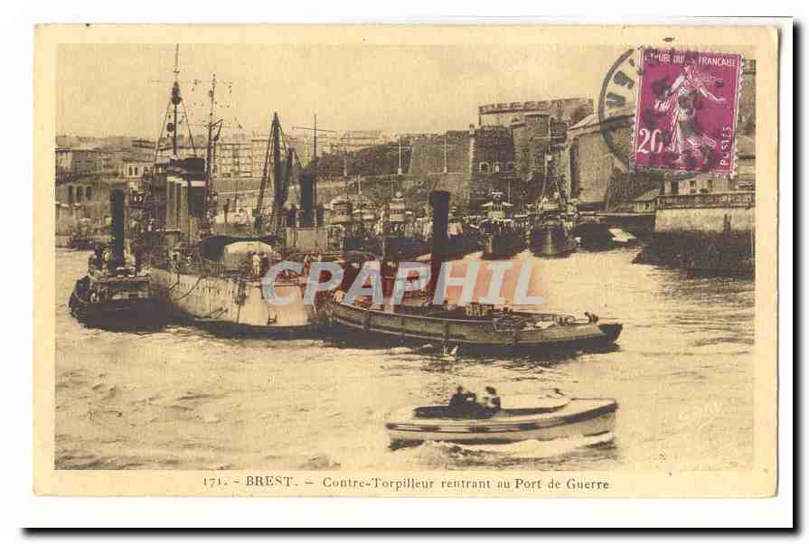 Brest CPA Contre torpilleur rentrant au port de guerre